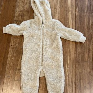 Old navy winter teddy suit